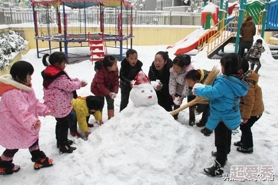 《以胜利日之吻手游》精彩教你轻松获取可爱圣诞雪人，圣诞节限定豪华礼物大放送