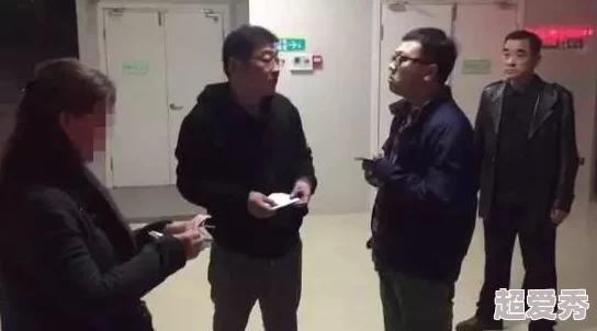 粗糙的手指在里面快速网友曝光视频疑似地铁工作人员