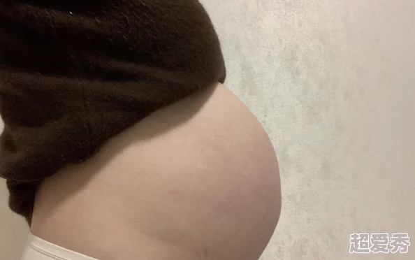 pregnanttube临盆据说预产期提前了三个星期而且还是双胞胎不知是真是假